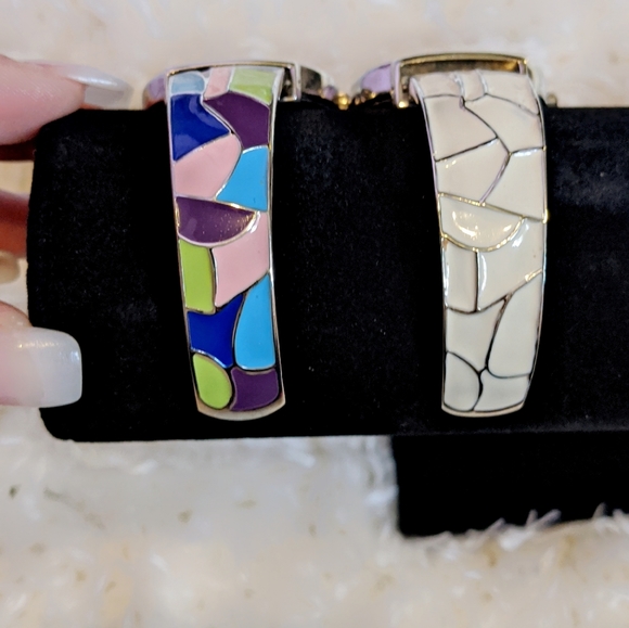 Two bangle cuff watches - Picture 7 of 12